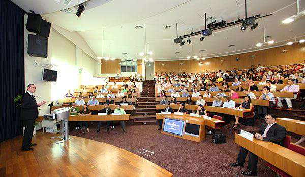 insead